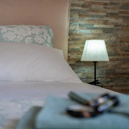 Silvia's Haus Daire Neos Marmaras