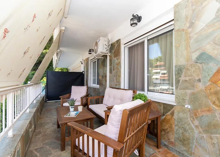 Apartamento Silvia's Haus Néos Marmarás