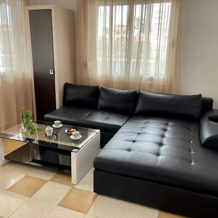 Silvia's Haus * Νέος Μαρμαράς