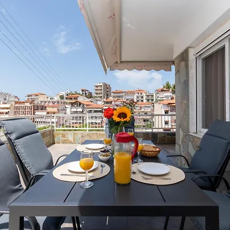 Silvia's Haus * Νέος Μαρμαράς