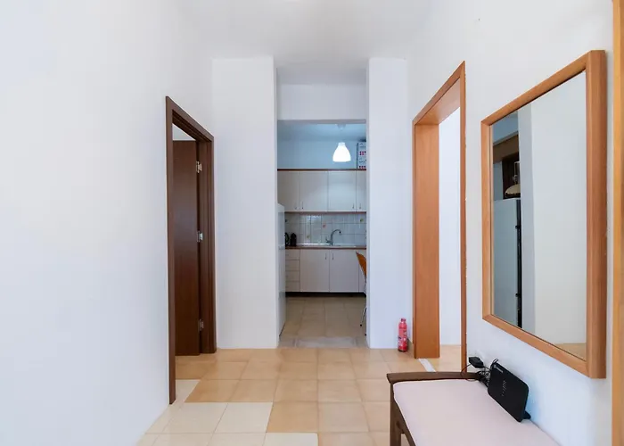 Апартаменты Silvia's Haus Неос-Мармарас
